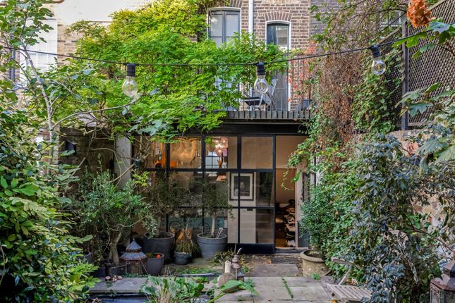157, Arlington Road, London photo 4