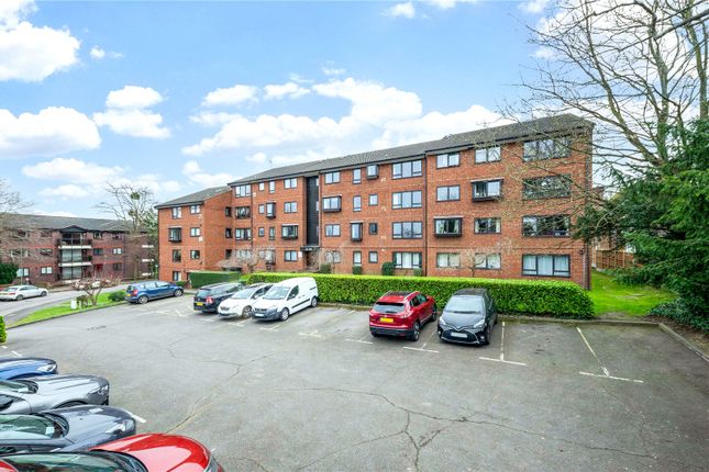 Flat for sale in Whitehaven Close, Bromley