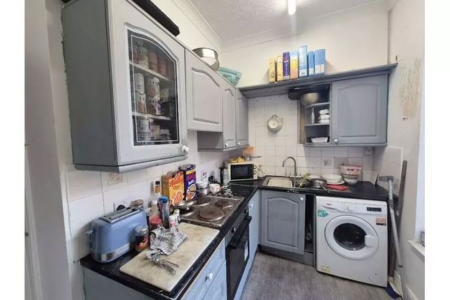 Flat 2, 43, Canterbury Road, Margate photo 5