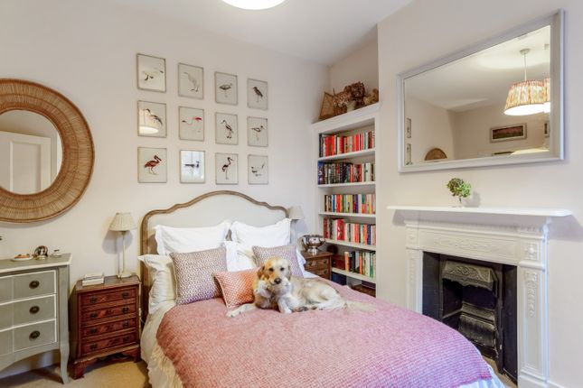 Flat for sale in Felsham Road, Putney, London