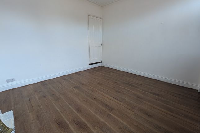 44, Pembroke Street, Rotherham photo 3