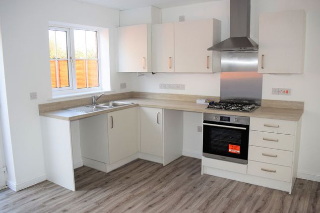43 Hadrian Way, Market Rasen photo 2