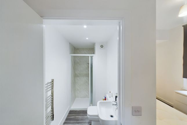 Room 3, 15 Mitchell Street, Hartlepool photo 4