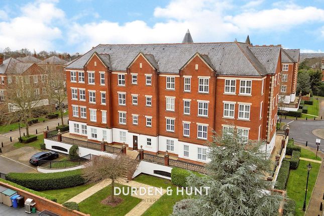 Flat for sale in The Boulevard, Repton Park