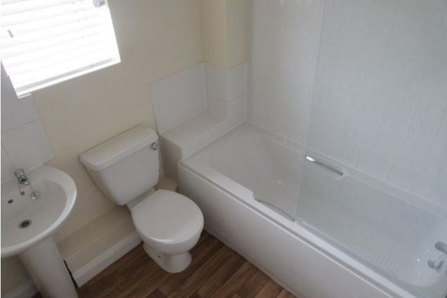 45, Taylor Close, Boston photo 5