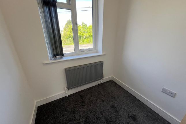 Property to rent in Tachbrook Road, Whitnash, Leamington Spa