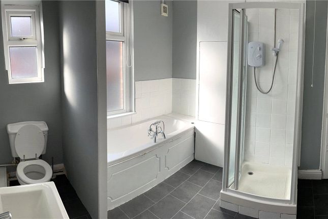 54, Victoria Avenue, West Yorkshire photo 4
