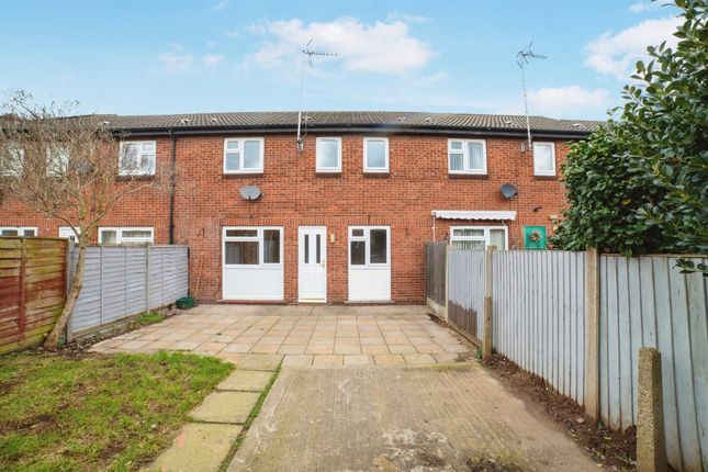 71, Bentinck Close, Newark photo 2