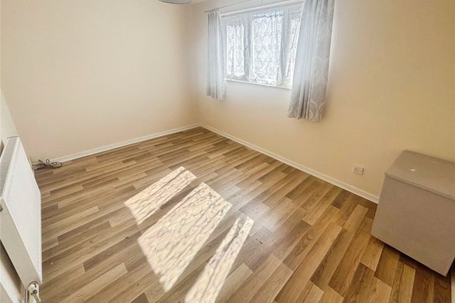 9, Bader Road, Staffordshire photo 4