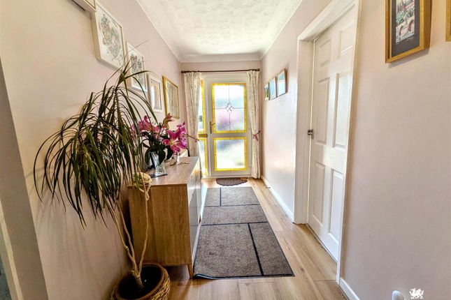 7, Awel Tywi, Carmarthen photo 2