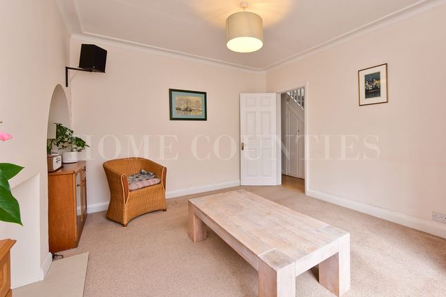 24, Cotton Road, Potters Bar photo 4