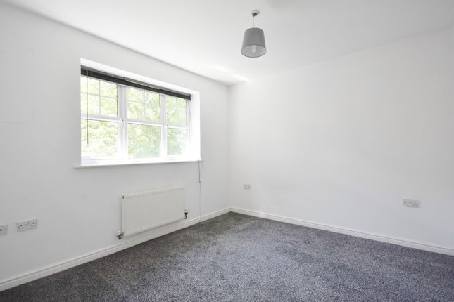 50, Bewick Croft, Coventry photo 3