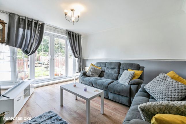 36, Oakdale, Barnsley photo 4