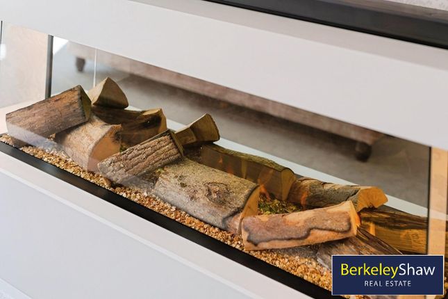 Stoneleigh Park, Thornton