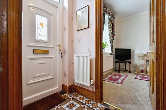 31, Pantyblodau Road, Ammanford photo 4