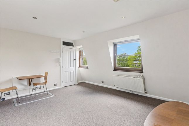 Flat 5, 35, Aldridge Road Villas, London photo 4
