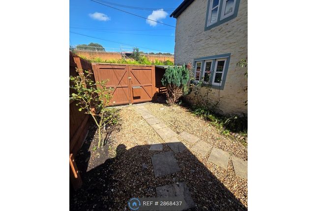Town Lane, Shepton Mallet photo 4