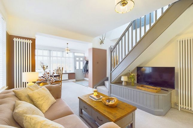 28, Sullington Gardens, Worthing photo 3