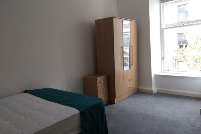Flat to rent in Port Street, Stirling Town, Stirling