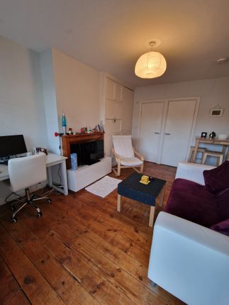 Flat to rent in Essex Mansions, Essex Road South Leytonstone E11, London,