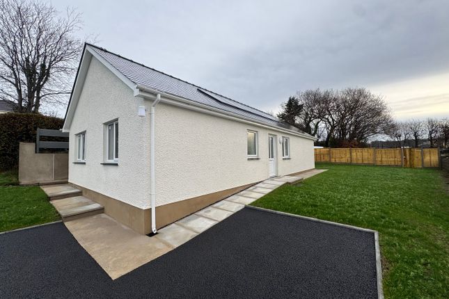 13a Allt Y Bryn, Llanarth, New Quay photo 2