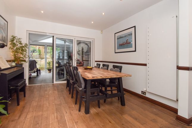66, Copthorne Avenue, Bromley photo 4