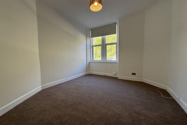 5, Dumbarton Road, Bowling photo 3