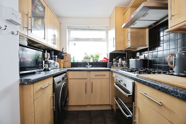47, Morse Road, Leamington Spa photo 3