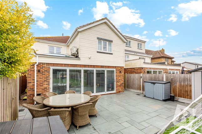 4-bed detached on 15, Stocks Lane, Brentwood, £850,000