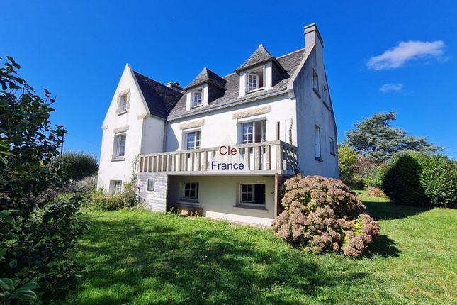 Detached house for sale in Crozon, Bretagne, 29160, France
