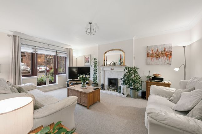 7 Blair Atholl Gate, Glasgow photo 2
