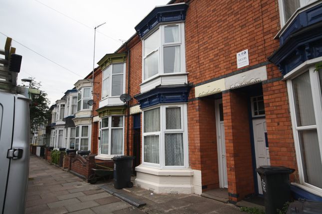Thumbnail Terraced house to rent in Cambridge Street, West End, Leicester