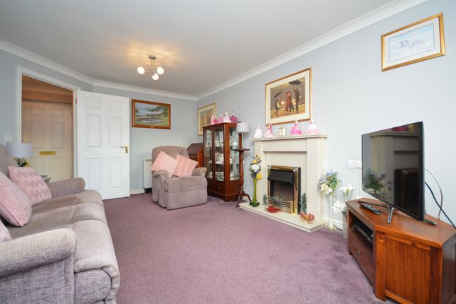 25 Dickens Court, Harold Road, Margate photo 3