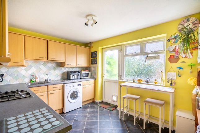 15, Sycamore Close, York photo 4