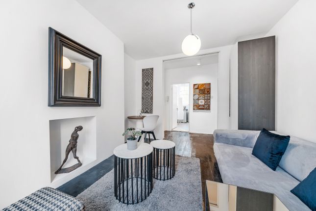 Thumbnail Flat for sale in Parker Mews, London