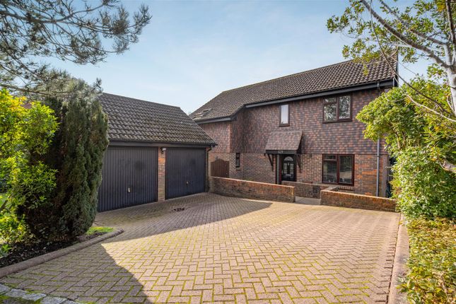 Thumbnail Detached house for sale in Cavendish Meads, Ascot