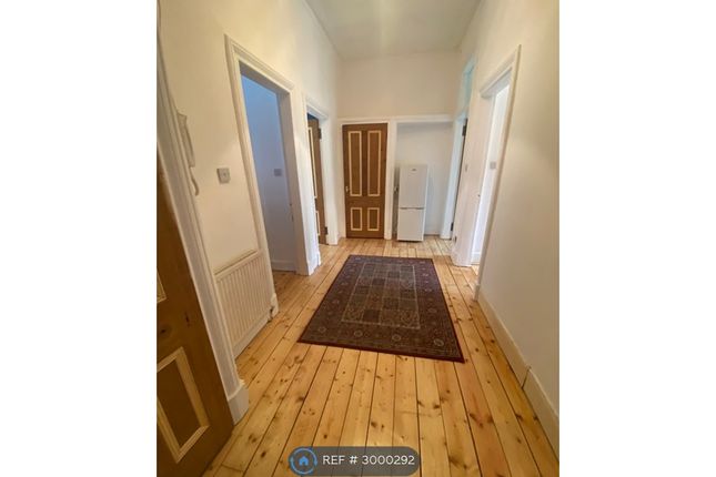 Flat, Woodford Street Shawlands, Glasgow photo 5