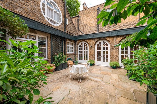 Terraced house for sale in Cheyne Walk, London