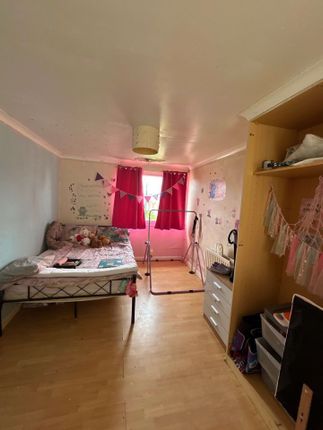 48, Keilder Close, Redcar photo 4