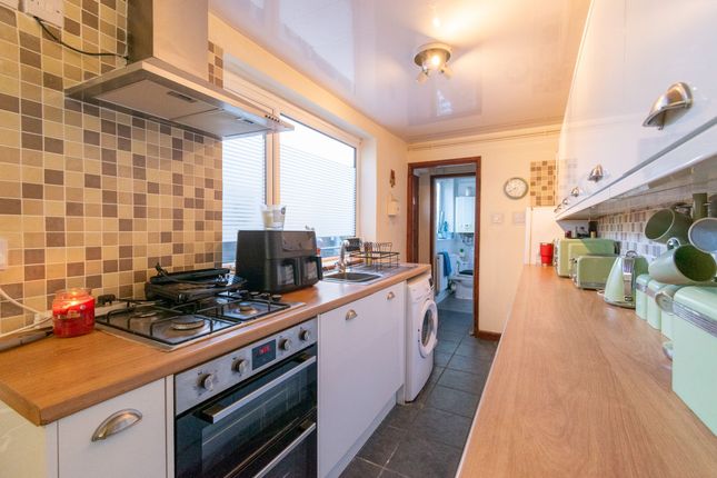 33 Park Avenue, Ormskirk photo 4