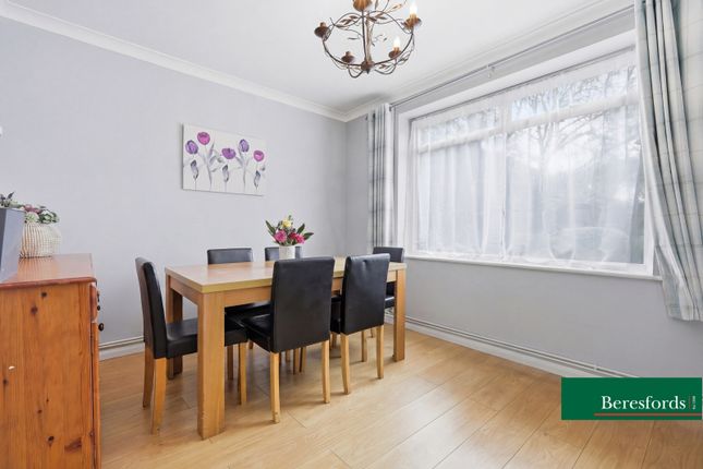 42, Colet Road, Brentwood photo 3