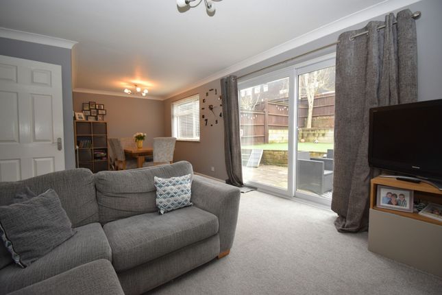 18 The Copse, Eastleigh photo 2