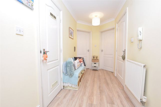 Flat for sale in Cherry Court, Headingley, Leeds, West Yorkshire