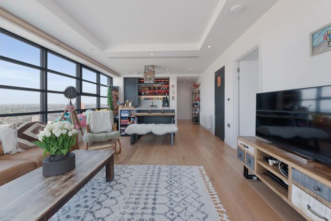Flat for sale in Bridgewater House, Lookout Lane