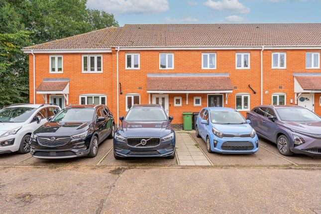 56 Ensign Way, Diss photo 2