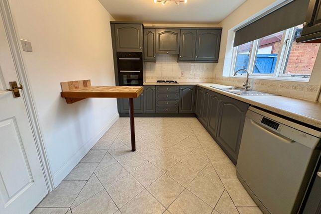 30, Devitt Way, Leicester photo 4