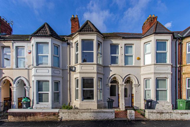 Thumbnail Terraced house to rent in Dogfield Street, Cathays, Cardiff
