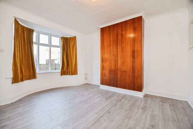 31, Swinburn Road, Stockton-on-Tees photo 2