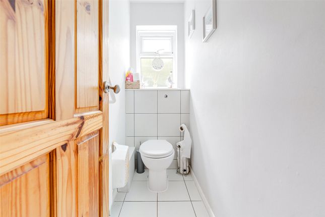 3 Lavender Court,, Ferringham Lane, Worthing photo 4