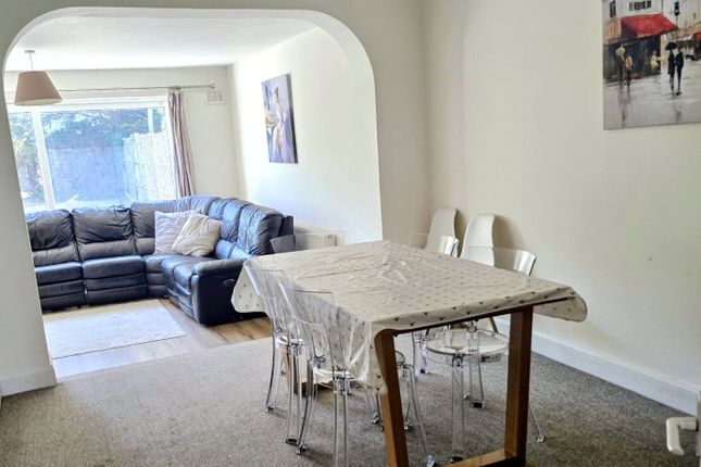 Room 2, 19, Southdown Road, West Sussex photo 3